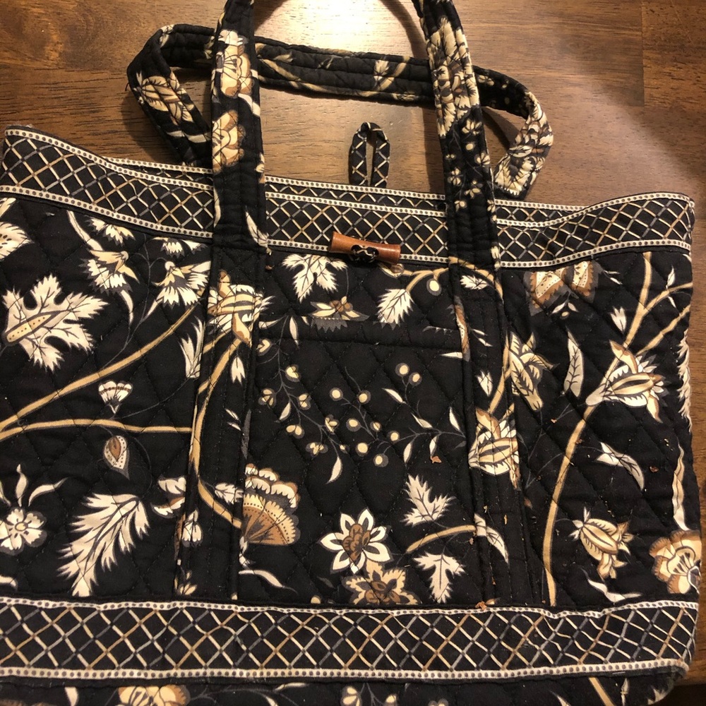 Crabtree and Evelyn Vera Bradley tote